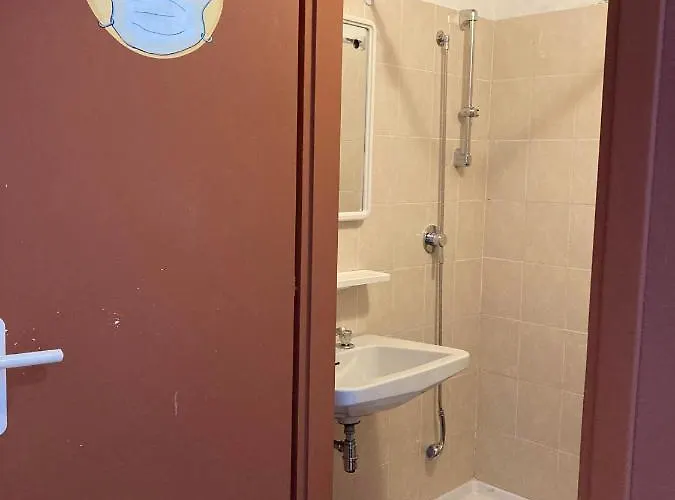 Route77 Hostel Toscolano Maderno