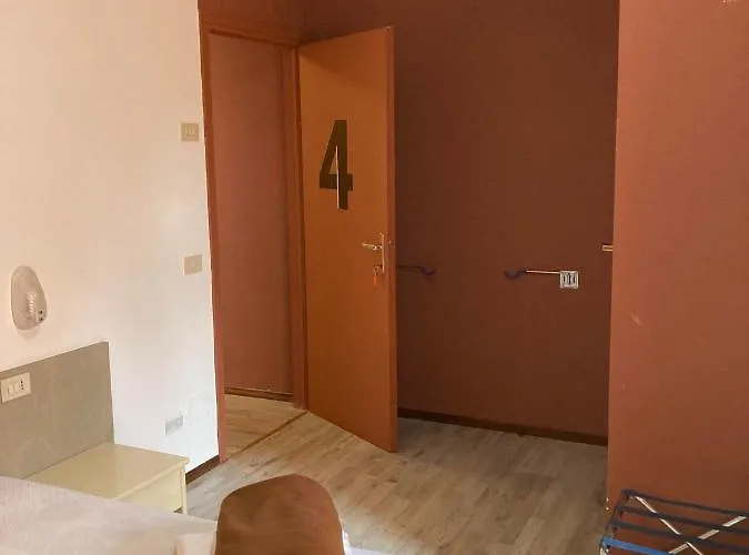 Route77 Hostel