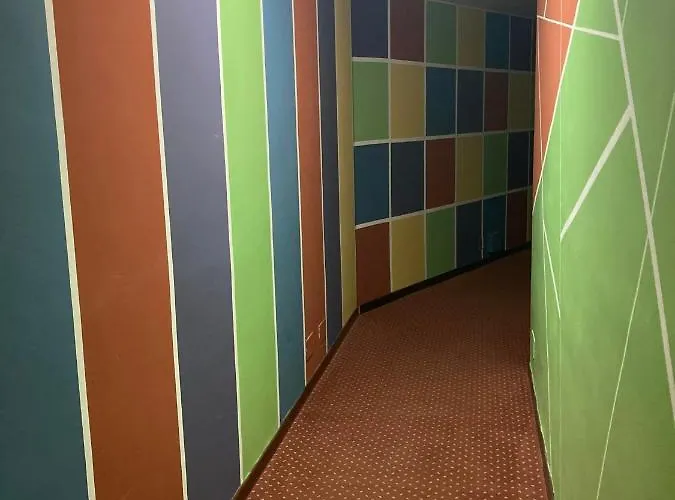 Route77 Hostel