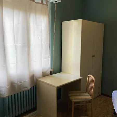 Hostel Route77 Toscolano Maderno