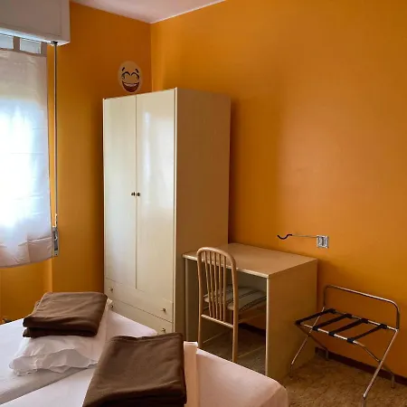 Route77 Hostel Toscolano Maderno