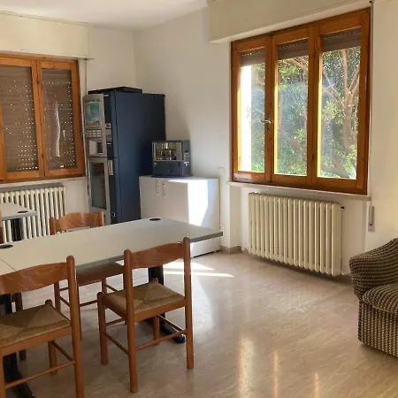 Hostel Route77 Toscolano Maderno