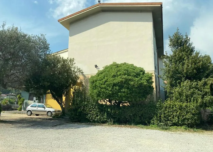 Route77 Hostel Toscolano Maderno