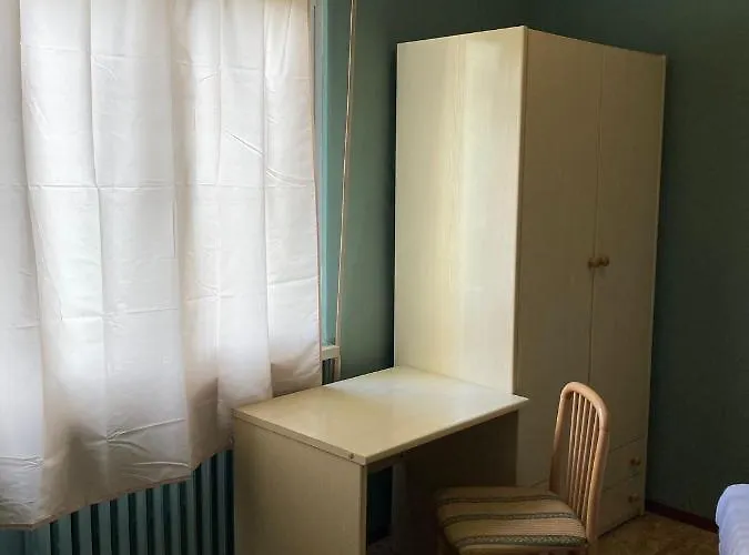 Hostel Route77 Toscolano Maderno