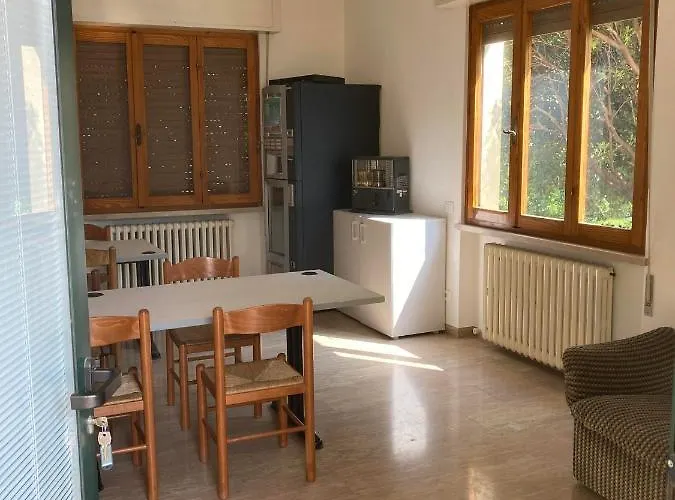 Hostel Route77 Toscolano Maderno